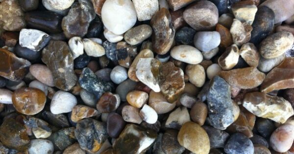 20mm Garden Stone Shingle Oakley Turf Farm