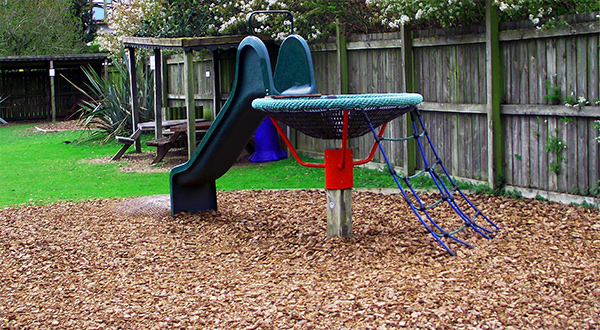 Play Bark Chippings Oakley Turf, Bark For Playground